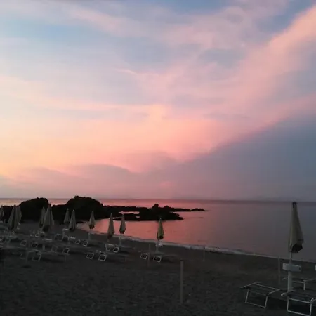 Capo Baia 3*