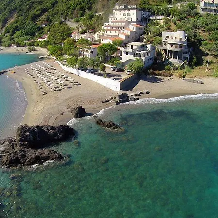 Hotel Capo Baia 3*