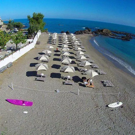 Capo Baia Szálloda 3*